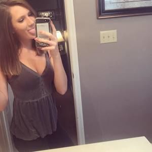 Meet your Posher, Makayla